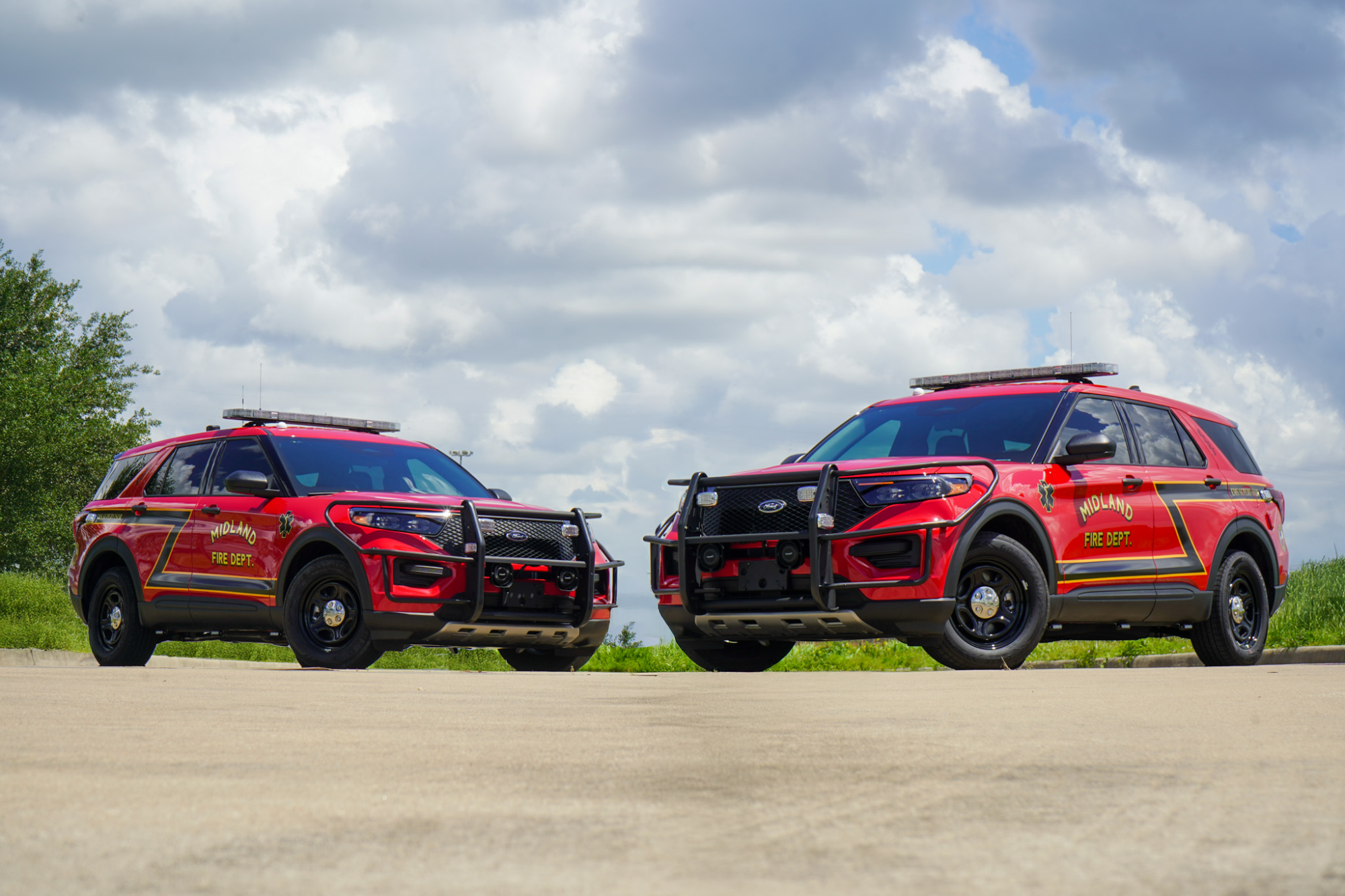 Midland EMS Supervisor 6035 & 6095 Gallery | Metro Fire